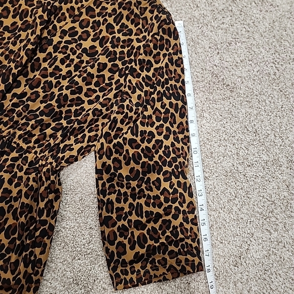 Old Navy Medium Leopard Print 3/4 Roll Tab Sleeve Midi Dress - Picture 8 of 9